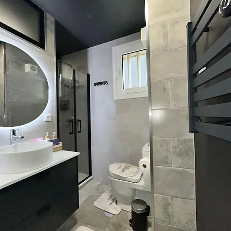 Charme Apartment *